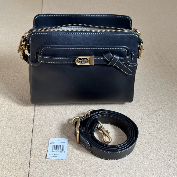 Coach Tate Carryall - Picture 1 of 6